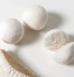 Geniet Van Gemak® | Herbruikbare Wollen Drogerballen | Wasbollen | Schaapswol | Duurzame En Energiebesparende Wasballen | 6 XL Drogerballen 18 Geniet Van Gemak® | Herbruikbare Wollen Drogerballen | Wasbollen | Schaapswol | Duurzame En Energiebesparende Wasballen | 6 XL Drogerballen -Huishoudelijke Artikelen Winkel 1159x1200