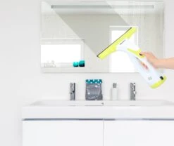 Alpina Elektrische Ramenwasser - Ruitenreiniger 635GR - Oplaadbare Raamtrekker - 3,7V Lithiumbatterij - Batterijduur 30 Minuten - 70ML Waterreservoir - Wit/Geel 17 Alpina Elektrische Ramenwasser - Ruitenreiniger 635GR - Oplaadbare Raamtrekker - 3,7V Lithiumbatterij - Batterijduur 30 Minuten - 70ML Waterreservoir - Wit/Geel -Huishoudelijke Artikelen Winkel 1200x1010 2