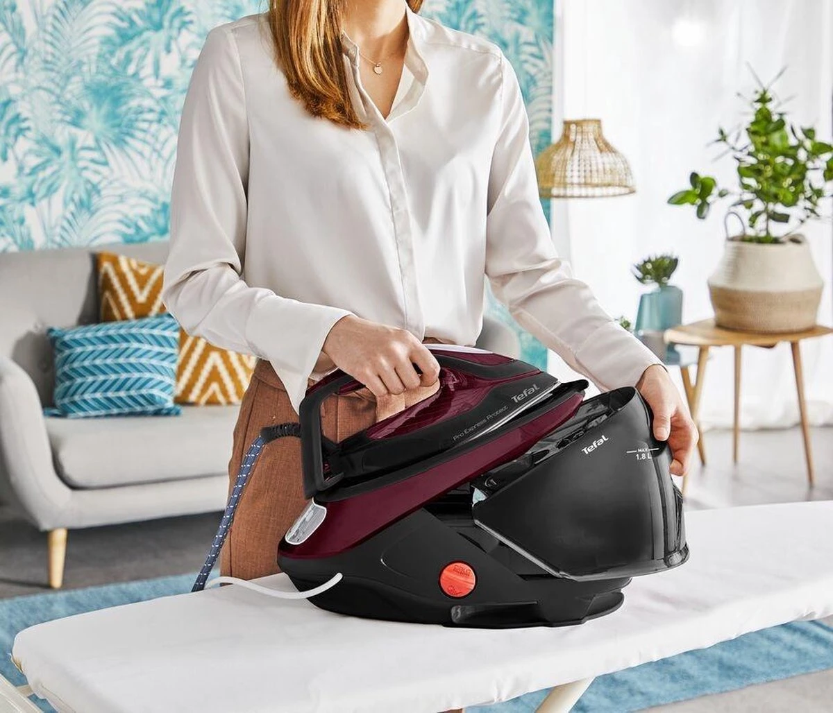 Tefal GV9230 Pro Express Protect Stoomgenerator Rood/Zwart 6 Tefal GV9230 Pro Express Protect Stoomgenerator Rood/Zwart - Afbeelding 4