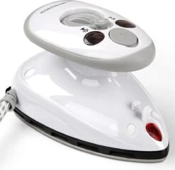 Trend24 - Strijkijzer - Stoomstrijkijzer - Reisstrijkijzer - Mini Strijkijzer - 420 W - Wit 34 Trend24 - Strijkijzer - Stoomstrijkijzer - Reisstrijkijzer - Mini Strijkijzer - 420 W - Wit -Huishoudelijke Artikelen Winkel 1200x1169 17