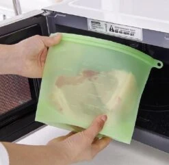 Siliconen Vershoudzakken | Bewaarzakken | Diepvrieszakken | Herbruikbaar | Lekvrij | Set 4-Stuks 1000ml | Vries & Hitte Bestendig | 4 Kleuren 9 Siliconen Vershoudzakken | Bewaarzakken | Diepvrieszakken | Herbruikbaar | Lekvrij | Set 4-Stuks 1000ml | Vries & Hitte Bestendig | 4 Kleuren -Huishoudelijke Artikelen Winkel 1200x1172 3