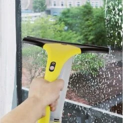 Hofftech Ruitenreiniger Oplaadbaar + Sproeifles 12 Hofftech Ruitenreiniger Oplaadbaar + Sproeifles -Huishoudelijke Artikelen Winkel 1200x1195 8