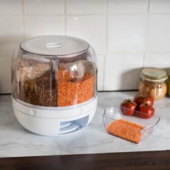 Roterende Voedsel Dispenser - 6 Vakken - Met Doseerschep - BPA Vrij - Handig 16 Roterende Voedsel Dispenser - 6 Vakken - Met Doseerschep - BPA Vrij - Handig -Huishoudelijke Artikelen Winkel 1200x1200 1005
