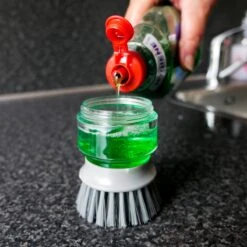 In Round Afwasborstel Met Zeepdispenser / Zeepreservoir – Inclusief Houder – Grijs – Afwas Borstel – Zeep Handborstel – Doseerpomp – Afwasmiddel Dispenser – Navulbaar 19 In Round Afwasborstel Met Zeepdispenser / Zeepreservoir – Inclusief Houder – Grijs – Afwas Borstel – Zeep Handborstel – Doseerpomp – Afwasmiddel Dispenser – Navulbaar -Huishoudelijke Artikelen Winkel 1200x1200 1205