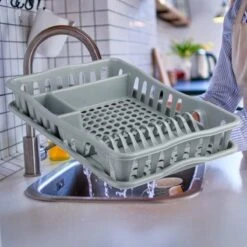 Merkloos Decopatent® Afdruiprek Voor Afwas - Afdruiprekje Met Lekbak - Kunststof Afdruipmat - Afwassen Borden & Bestek - 32.5x49x9 - Grijs 17 Merkloos Decopatent® Afdruiprek Voor Afwas - Afdruiprekje Met Lekbak - Kunststof Afdruipmat - Afwassen Borden & Bestek - 32.5x49x9 - Grijs -Huishoudelijke Artikelen Winkel 1200x1200 1452