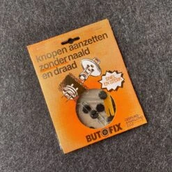 ButoFix - 10 Stuks - Met Deze Set Kunt U Knopen Aanzetten Zonder Naald En Draad 8 ButoFix - 10 Stuks - Met Deze Set Kunt U Knopen Aanzetten Zonder Naald En Draad -Huishoudelijke Artikelen Winkel 1200x1200 2346