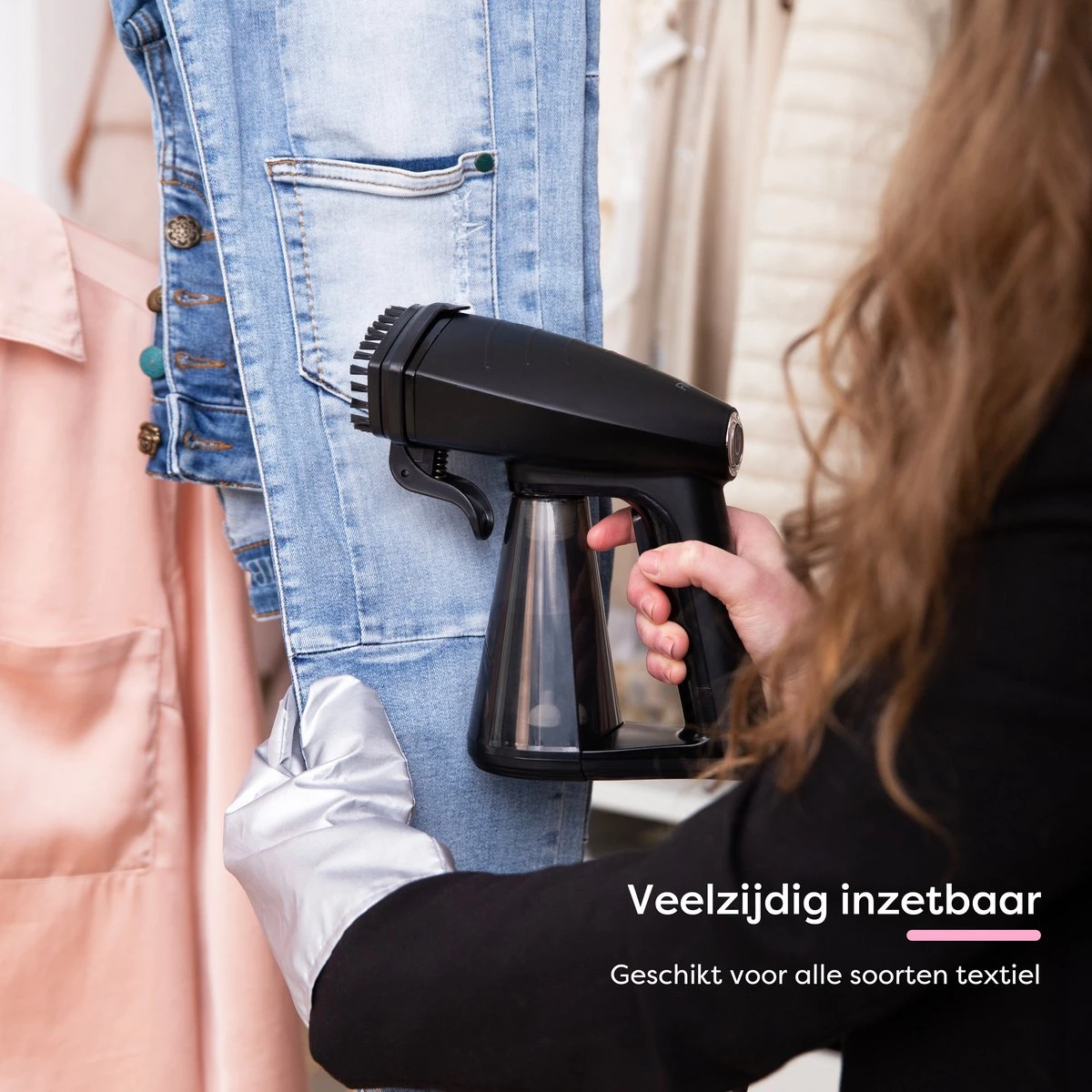 Fineza Kledingstomer – Handstomer – Stoomreiniger – Stoomapparaat Kleding - Stomer Kleding – Incl. Opzetborstel - Zwart 4 Fineza Kledingstomer – Handstomer – Stoomreiniger – Stoomapparaat Kleding - Stomer Kleding – Incl. Opzetborstel - Zwart - Afbeelding 2