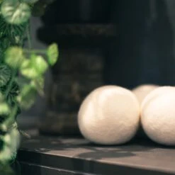 FAVE Drogerballen XL - 6 Stuks - Inclusief 2x Lavendelolie & Opbergzakje - Wasbol - Wasballen - Doseerbol - Droogballen - Duurzaam 12 FAVE Drogerballen XL - 6 Stuks - Inclusief 2x Lavendelolie & Opbergzakje - Wasbol - Wasballen - Doseerbol - Droogballen - Duurzaam -Huishoudelijke Artikelen Winkel 1200x1200 682