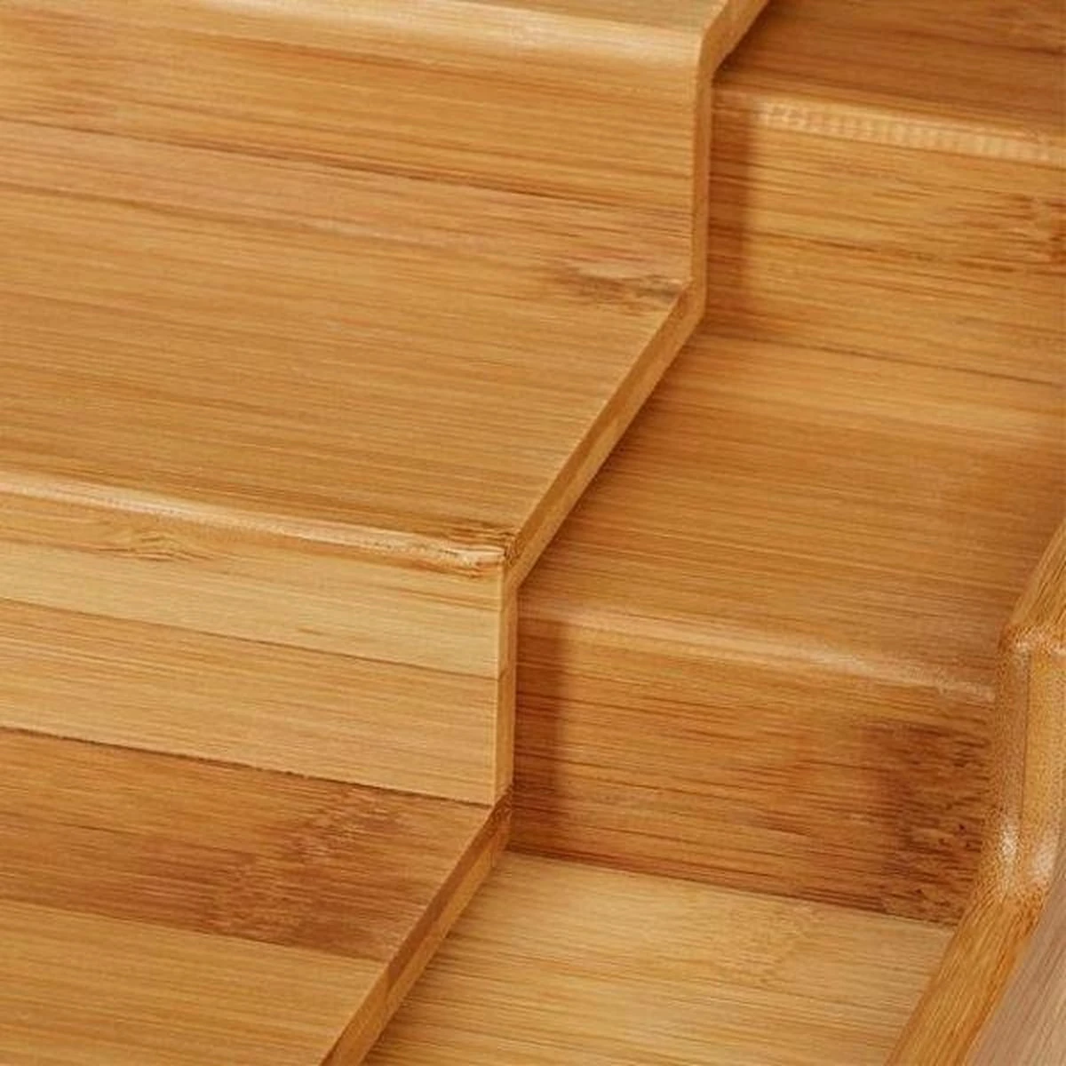 Merkloos Decopatent® Kruidenrekje Uitschuifbaar - Staand 3 Laags Kruidenrek Voor 36 Kruidenpotjes - Specerijen Rek - Bamboe Hout 5 Merkloos Decopatent® Kruidenrekje Uitschuifbaar - Staand 3 Laags Kruidenrek Voor 36 Kruidenpotjes - Specerijen Rek - Bamboe Hout - Afbeelding 3