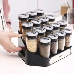 Merkloos Decopatent® Kruidenrek Incl. 16 Glazen Kruiden Potjes - Rvs Strooideksel - Staand Kruiden & Specerijen Rek - Kruidenpotjes Glas -Huishoudelijke Artikelen Winkel 1200x1200 912