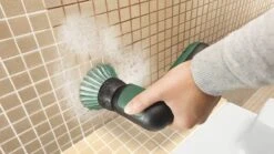Bosch Universal Brush - Snoerloze Reiningsborstel 15 Bosch Universal Brush - Snoerloze Reiningsborstel -Huishoudelijke Artikelen Winkel 1200x675 4
