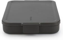 Brabantia Make & Take Lunchbox - Plat - Kunststof - Dark Grey -Huishoudelijke Artikelen Winkel 1200x766 2