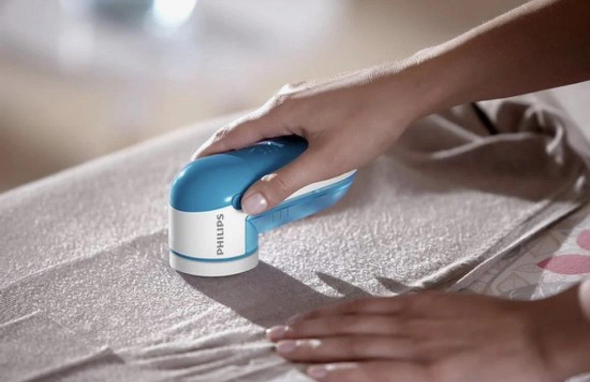 Philips - Ontpiller - Pluizenverwijderaar - Ontpluizer - Pluizenondeuse - Op Batterijen - GC026 - Blauw 5 Philips - Ontpiller - Pluizenverwijderaar - Ontpluizer - Pluizenondeuse - Op Batterijen - GC026 - Blauw - Afbeelding 3