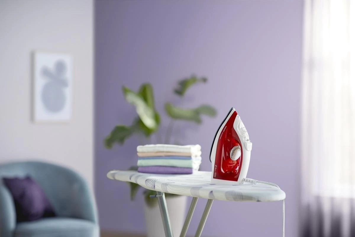 Philips EasySpeed GC1742/40 - Strijkijzer - Rood 9 Philips EasySpeed GC1742/40 - Strijkijzer - Rood - Afbeelding 7