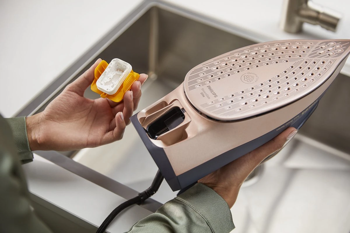 Philips Azur 8000 Series - DST8050/20 - Stoomstrijkijzer 12 Philips Azur 8000 Series - DST8050/20 - Stoomstrijkijzer - Afbeelding 10