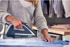 Tefal Stoomstrijkijzer FV6872 17 Tefal Stoomstrijkijzer FV6872 -Huishoudelijke Artikelen Winkel 1200x808 8