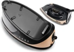 Swiss Pro+ -Stoomstrijkijzer Met Stoomgenerator - Iron - Keramische Zoolplaat - 2700W - Black/Gold - PefectCare Performer -Huishoudelijke Artikelen Winkel 1200x839 1