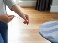 Vileda Total Reflect Strikplankovertrek - Universeel - Met Aluminium Bekleding 15 Vileda Total Reflect Strikplankovertrek - Universeel - Met Aluminium Bekleding -Huishoudelijke Artikelen Winkel 1200x877 4