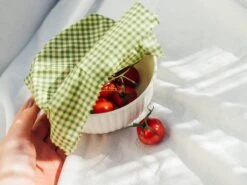 Bijenwas Wraps - Beeswax Food Wrap - Beewax - Bee Wrap - Bijenwasdoek - Zero Waste - 3 Stuks; Klein, Middel, Groot - Herbruikbaar - Duurzaam Cadeau - Boterhamzakje - Bijenwas Doek - Beeswax Wraps - Herbruikbaar Boterhamzakje - Bijenwas Vellen 16 Bijenwas Wraps - Beeswax Food Wrap - Beewax - Bee Wrap - Bijenwasdoek - Zero Waste - 3 Stuks; Klein, Middel, Groot - Herbruikbaar - Duurzaam Cadeau - Boterhamzakje - Bijenwas Doek - Beeswax Wraps - Herbruikbaar Boterhamzakje - Bijenwas Vellen -Huishoudelijke Artikelen Winkel 1200x899 15