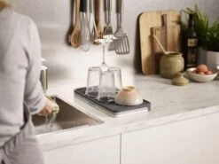 Joseph Joseph - Tier - Afdruipmat - Uitschuifbaar - Grijs 24 Joseph Joseph - Tier - Afdruipmat - Uitschuifbaar - Grijs -Huishoudelijke Artikelen Winkel 1200x900 65