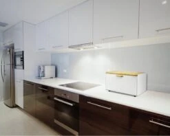 Broodtrommel-Helpt Brood Vers Te Houden-Wit-Brooddoos-Bewaardoos-Vershouddoos-Broodkast-Broodbak-Broodmand-Metaal -Huishoudelijke Artikelen Winkel 1200x961 1