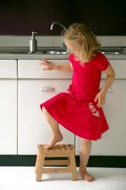 PUHLMANN - Inklapbare Kruk, JAMES, Hout, 23 Cm Hoog, Max 150 Kilo 13 PUHLMANN - Inklapbare Kruk, JAMES, Hout, 23 Cm Hoog, Max 150 Kilo -Huishoudelijke Artikelen Winkel 798x1200 3