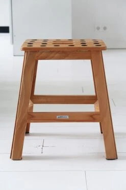 PUHLMANN - Inklapbare Kruk, JAMES, Hout, 41 Cm Hoog, Max 150 Kilo 17 PUHLMANN - Inklapbare Kruk, JAMES, Hout, 41 Cm Hoog, Max 150 Kilo -Huishoudelijke Artikelen Winkel 800x1200 23